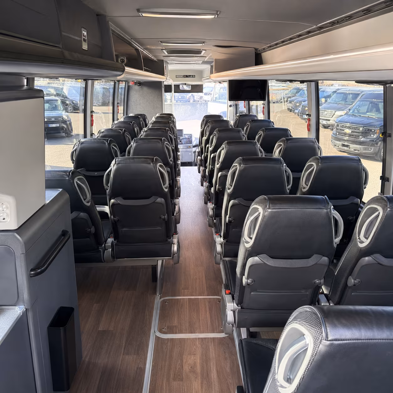 lax charter bus rentals airport transfers for south bay groups