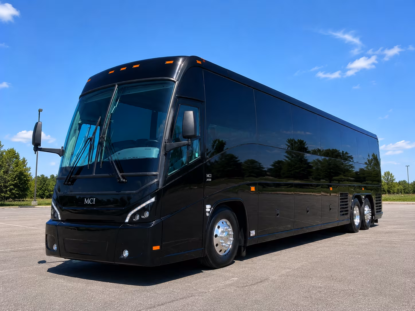long distance buses to ducks games and away sporting events