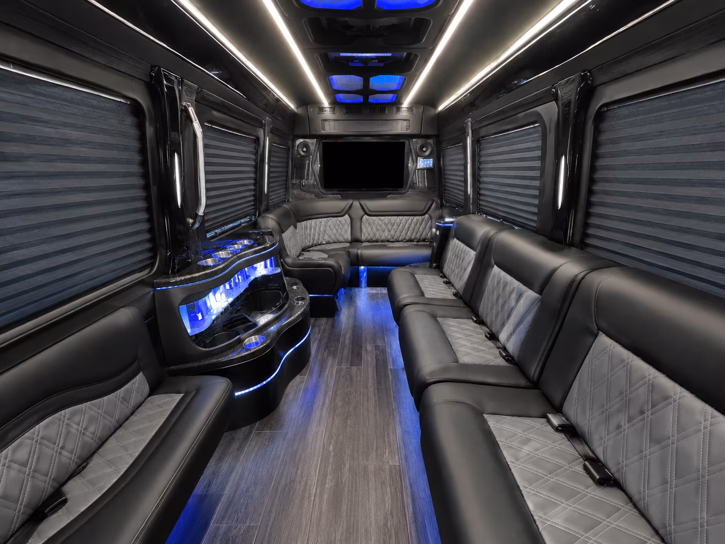 torrance 28 passenger party bus
